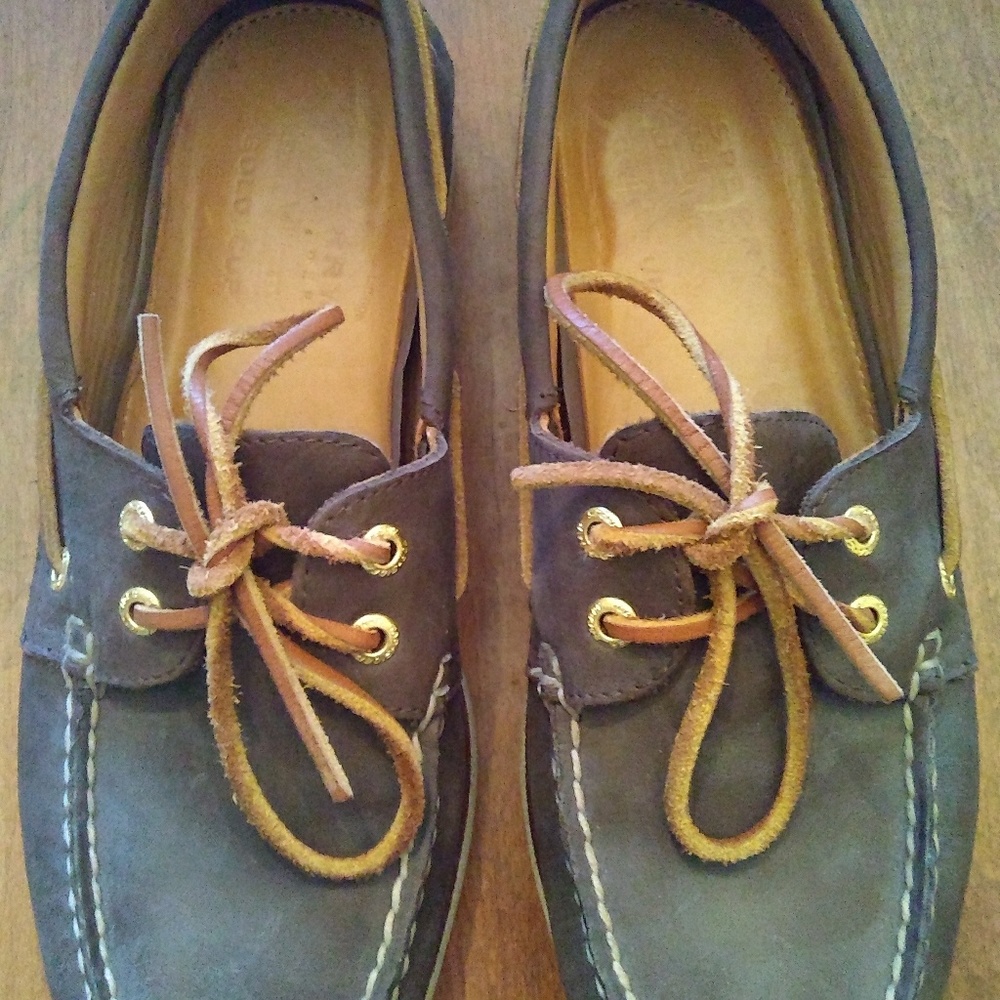 Sperry boat shoes